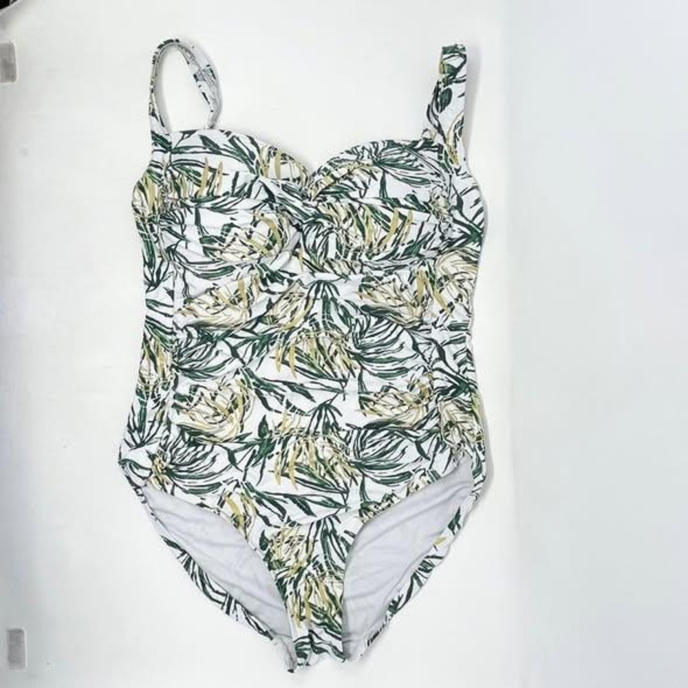 Nip Tuck One Piece Swimsuit Wms 10 White Green Tropical Leaf Print Slimming